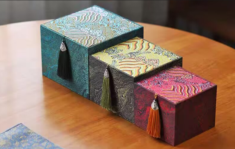 Gift boxes